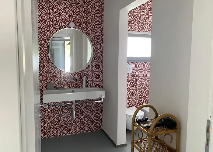 Le Casuzze Ammare فافينانا