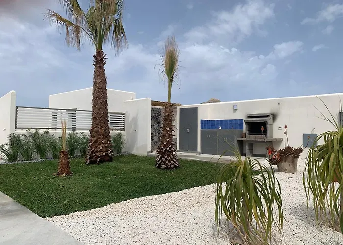 Le Casuzze Ammare فافينانا