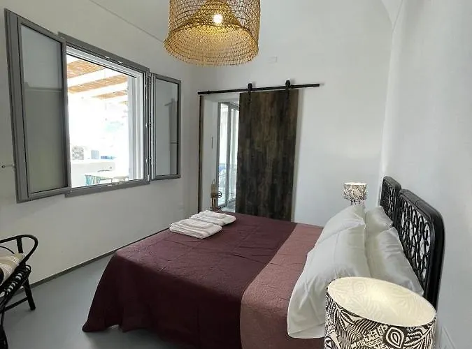 Le Casuzze Ammare * فافينانا